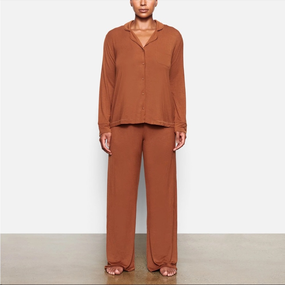 NWT skims L copper sleep set